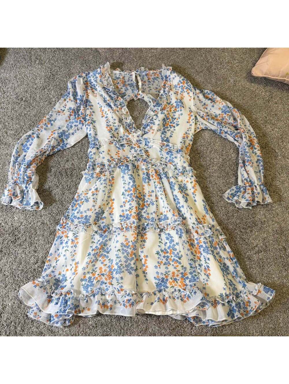 Amazon Floral Ruffled Open Back Long Sleeve Mini Dress Size Small NWOT